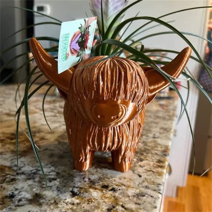 Highland Cow Flower Pot Statue Resin - Image 7