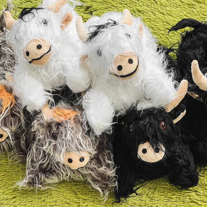 Highland Cow Slippers Plush - Image 6